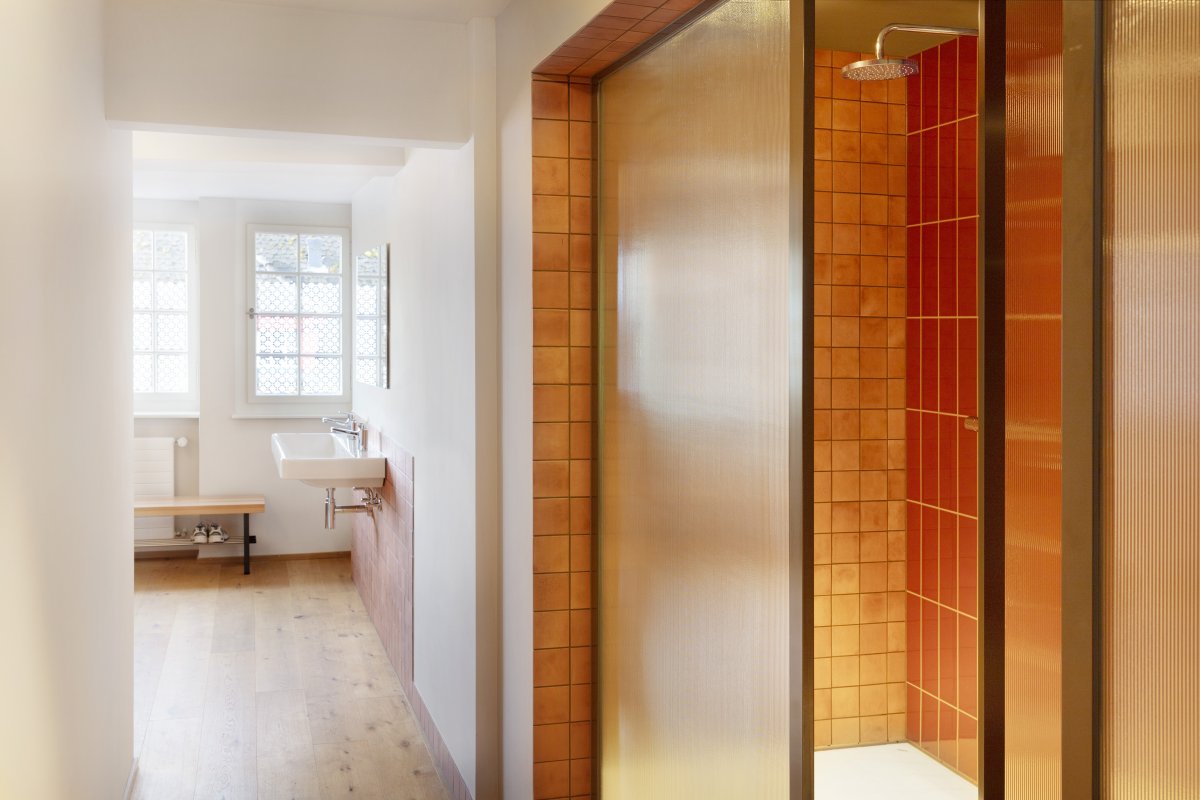 Damengaderobe Grasshopper-Club